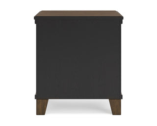 Shawbeck Nightstand