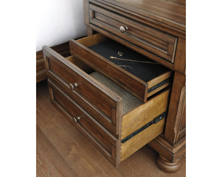 Flynnter Nightstand