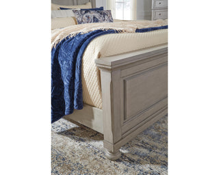 Lettner Queen Panel Bed