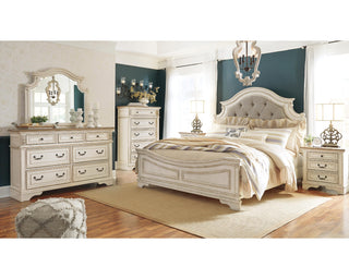 Realyn King Panel Bed, Dresser, Mirror, Chest and 2 Nightstands