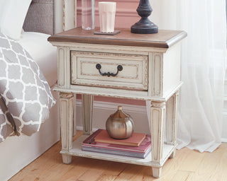 Realyn King Panel Storage Bed, Dresser, Mirror and 2 Nightstands