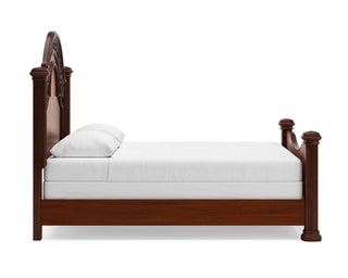 Lavinton Queen Poster Bed