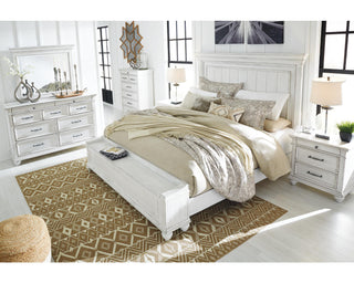 Kanwyn King Panel Bed with Storage Bench
