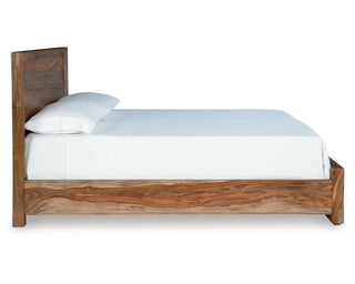 Dressonni California King Panel Bed, Dresser and Mirror