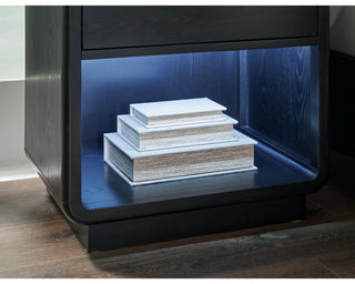 Rowanbeck Nightstand