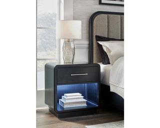 Rowanbeck Nightstand