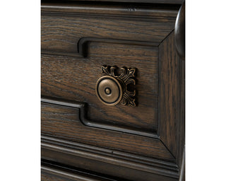 Maylee Chest of Drawers