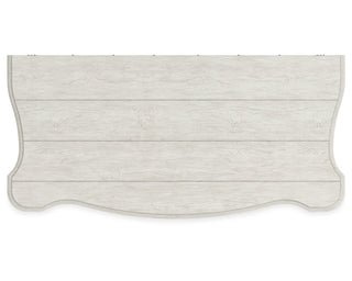 Arlendyne Chest of Drawers