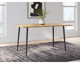Gretlynn Dining Table
