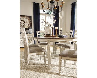 Realyn Dining Chair (Set of 2)
