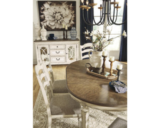 Realyn Dining Chair (Set of 2)