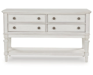 Montelaine Dining Server