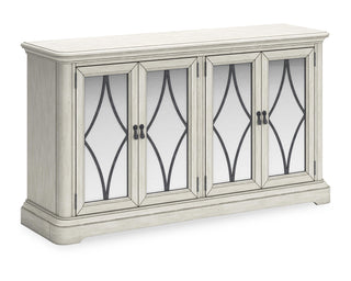 Arlendyne Dining Server