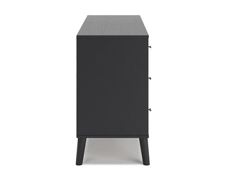 Charlang Dresser