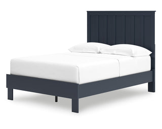 Simmenfort Full Platform Bed