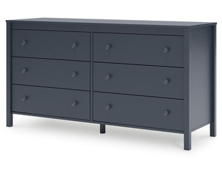 Simmenfort Dresser