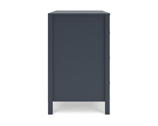Simmenfort Dresser