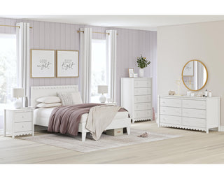 Hallityn Full Panel Platform Bed