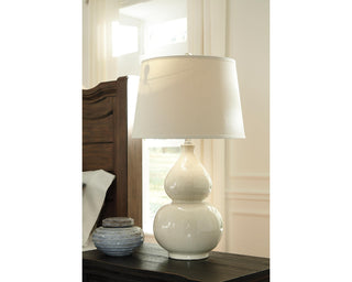 Saffi Table Lamp