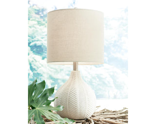Aviemore 2-Piece Sectional, Occasional Table Set and Lamp