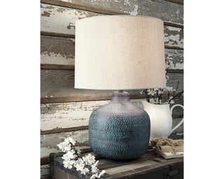 Malthace Table Lamp