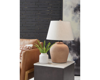 Scantor Table Lamp