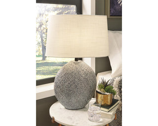 Harif Table Lamp