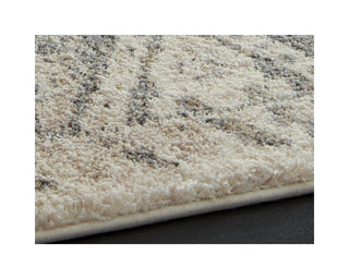 Precia 5'3" x 7'3" Rug