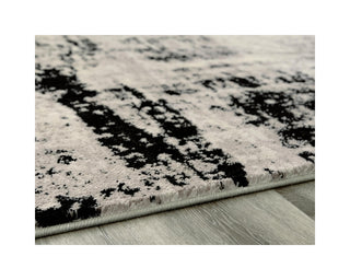 Zekeman 5'3" x 7'7" Rug