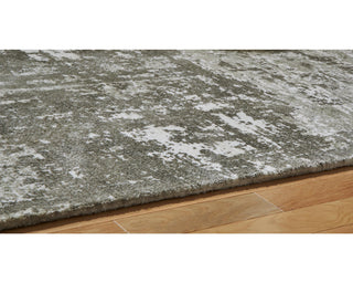 Valmontic 5' x 7' Rug