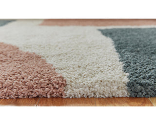 Flynnwick 5' x 7' Rug