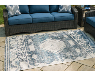 Daddridge 5' x 7' Rug