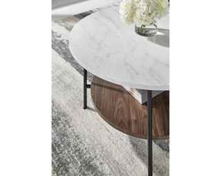 Wrenwich Table (Set of 3)