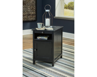 Treytown Chairside End Table