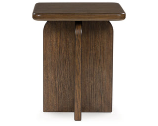 Aviemore 2-Piece Sectional, Occasional Table Set and Lamp