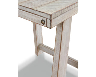 Carynhurst Table (Set of 3)