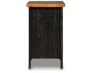 Valebeck Chairside End Table