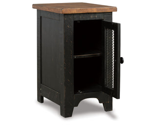 Valebeck Chairside End Table